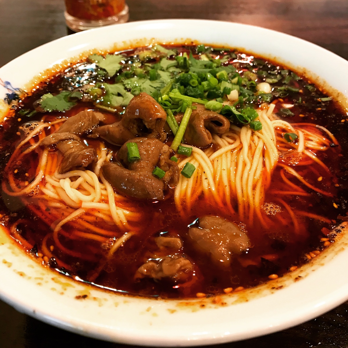 是的,早上叫醒我的不是理想,而是这么一碗肥肠面. - 木子流云 - 图虫