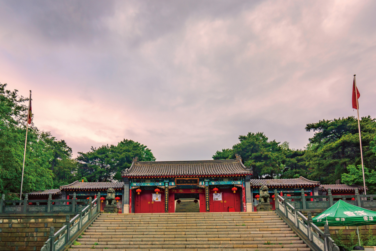 沈阳向阳寺风光