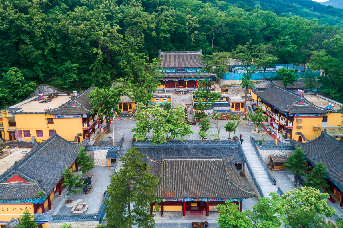 千山灵岩寺风光 - 石耀臣syc - 图虫