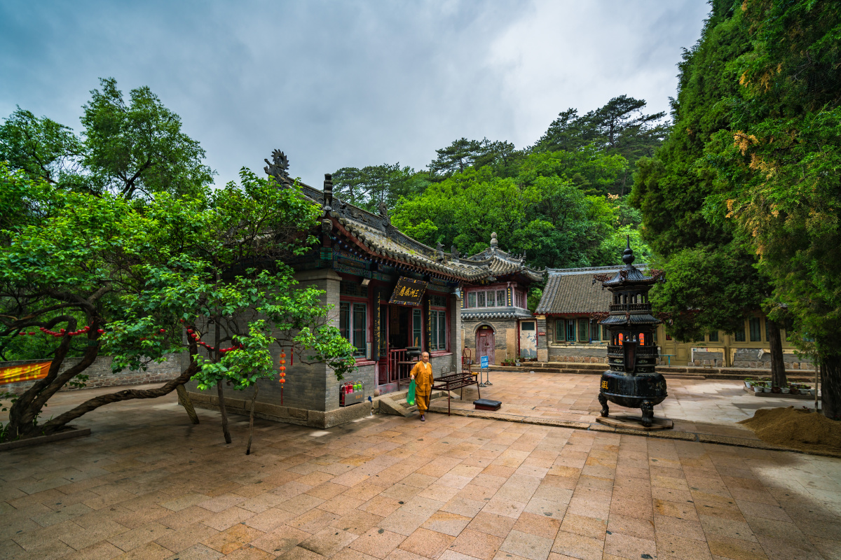 千山祖越寺风光