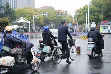4D93F3F0-1283-4598-AE8F-D762F8B298B8/L0/001