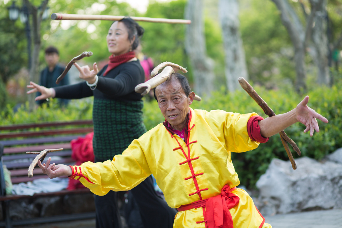 Life is about balance - 人文, 上海, 佳能, 街拍 - 