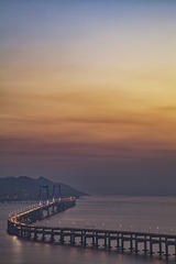 日出前夕