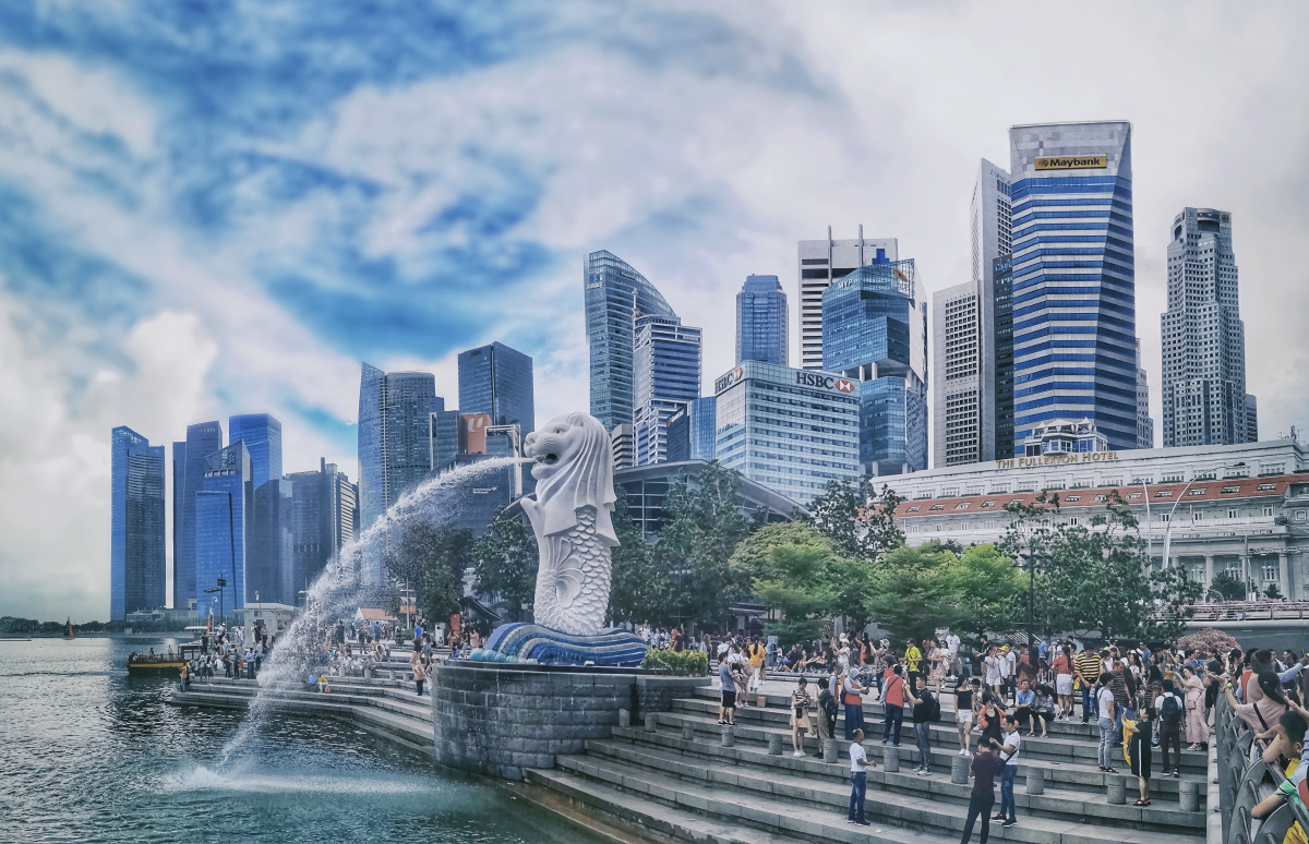 新加坡不愧是花园城市,整个城市的街道,公共场所都非常干净,抵达