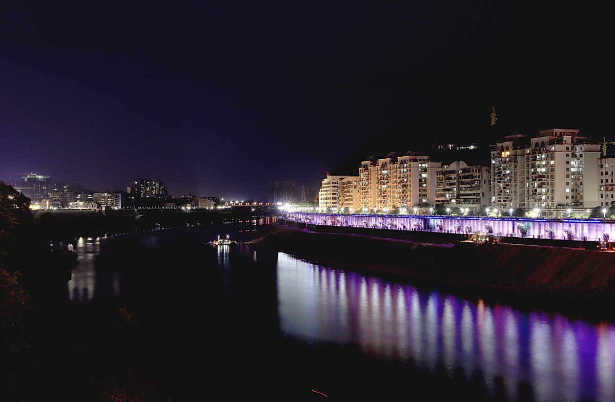 西江明珠梧州市夜景