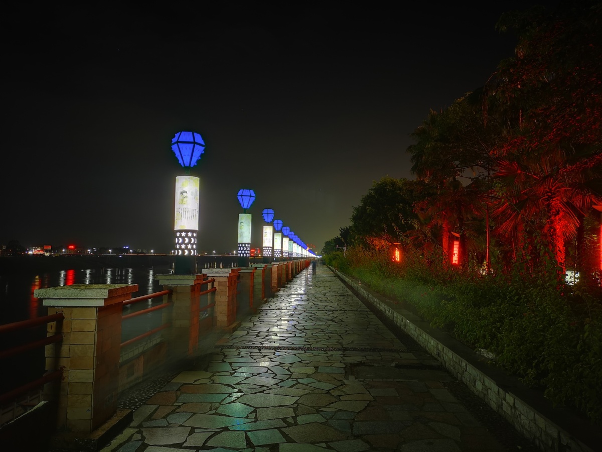 梧州西堤夜景(手机拍照)
