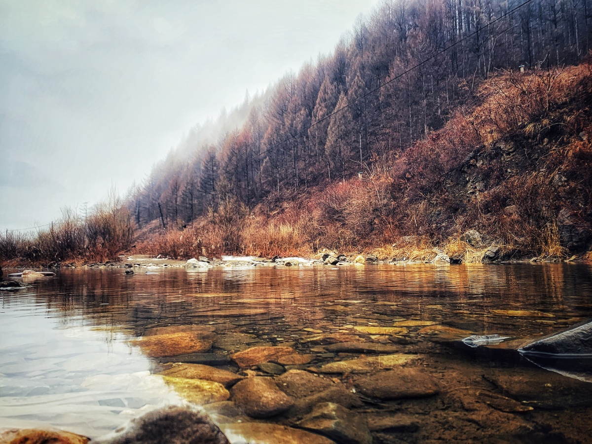 本溪市草河口西沟村小溪