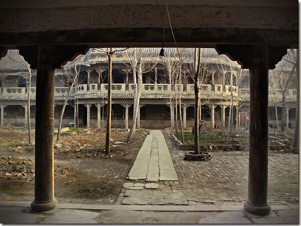 河南总修院<br />
 《孔雀》等电影取景地                         