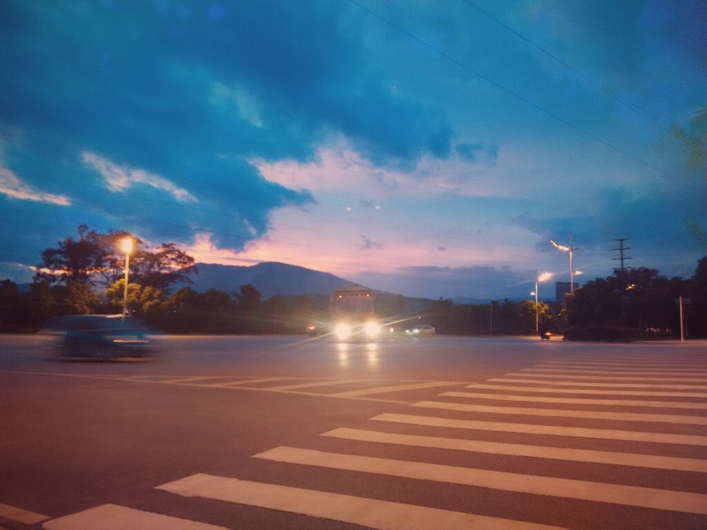 街角黄昏，是颜色的交错 VSCO调色