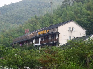 626210