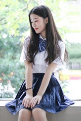 1698222