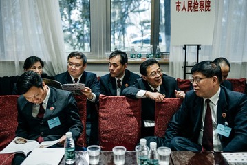 人3