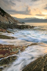 又是黑岩角