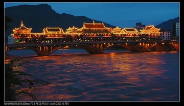 <<廊桥夜色>>