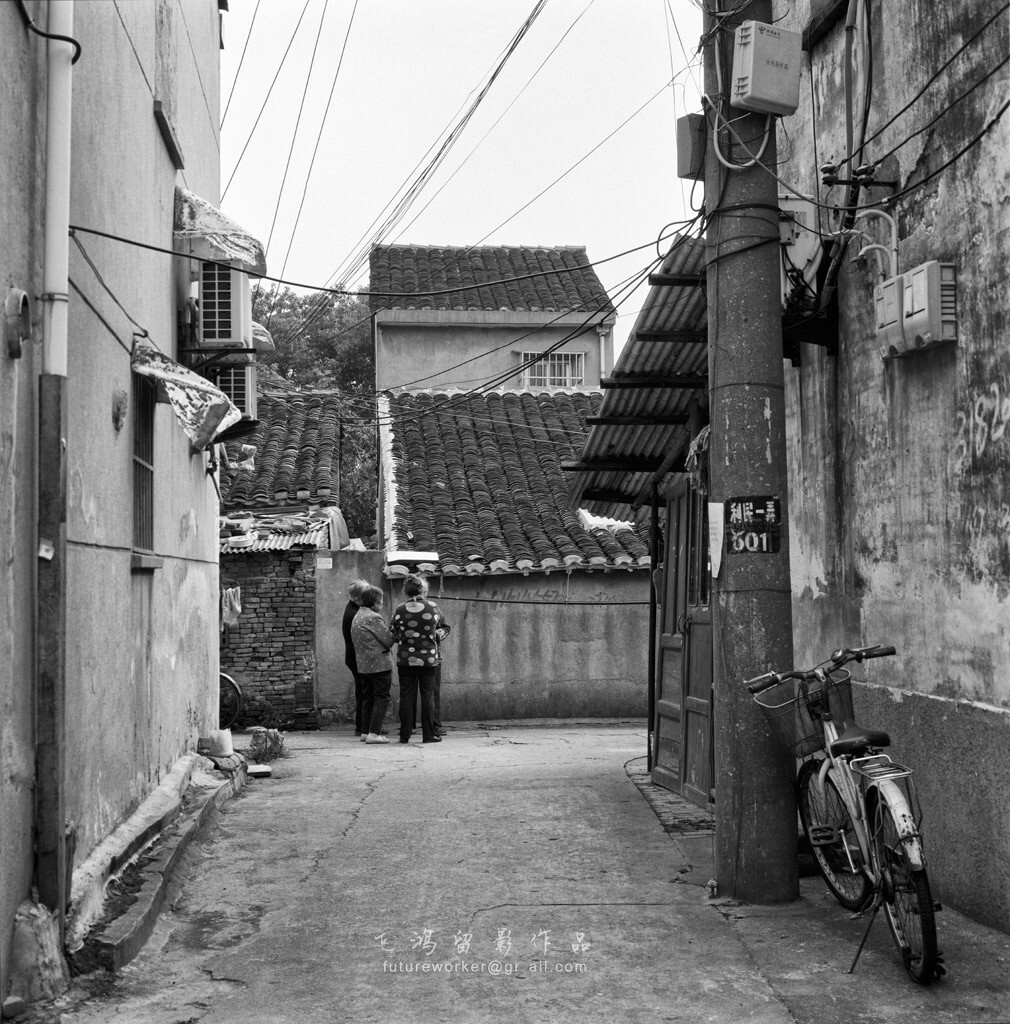 Hasselblad 503CW;CFE Planar T*80/2.8;Fomapan 100