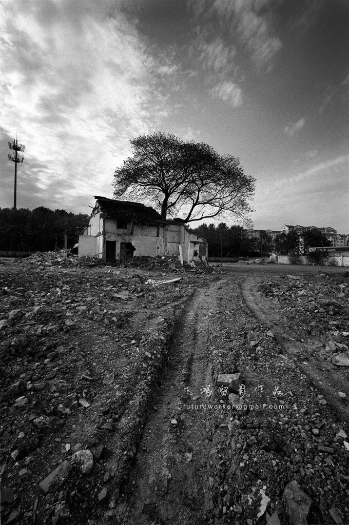 LEICA M7;Distagon T*2,8/15mm ZM<br />
Kodak Double X 5222电影负片<br />