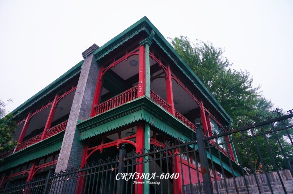 北师大附中的旧楼一角。