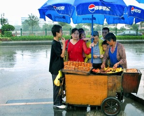 同伞共济小