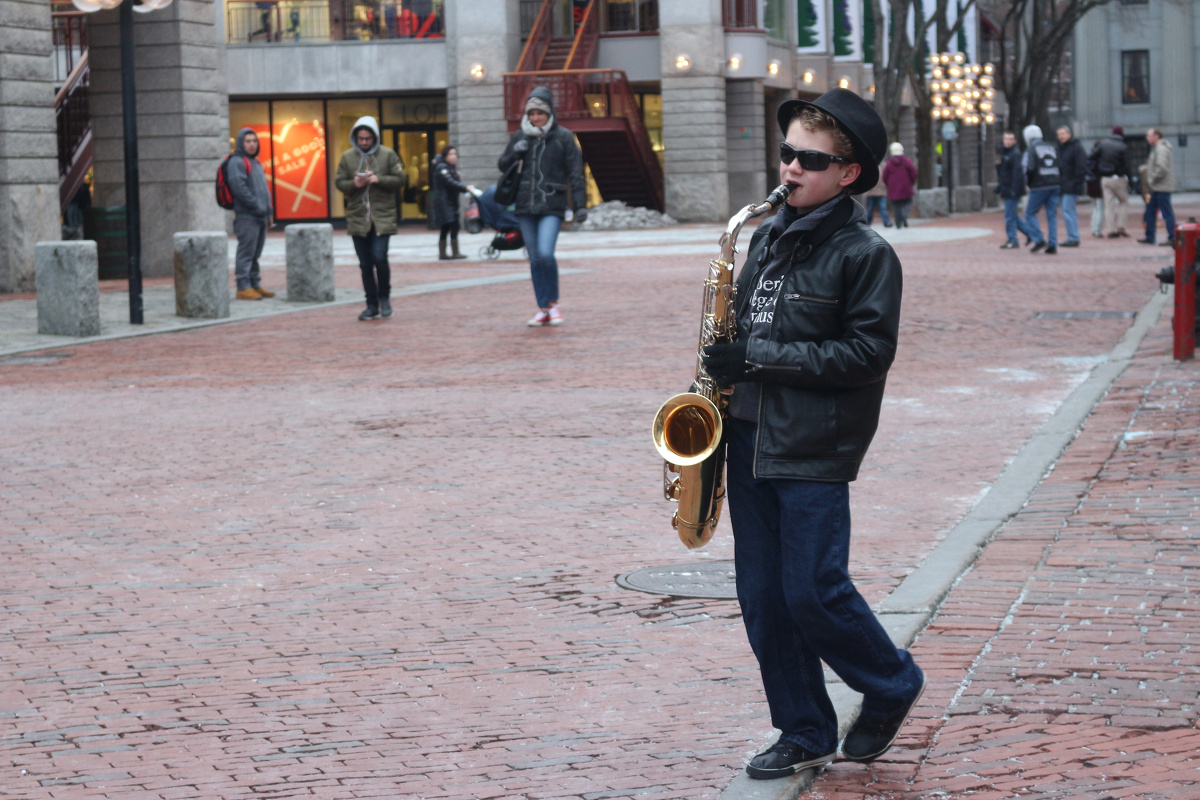 吹萨克斯的男孩 - 人文, 美国, 街拍, 相遇一刻