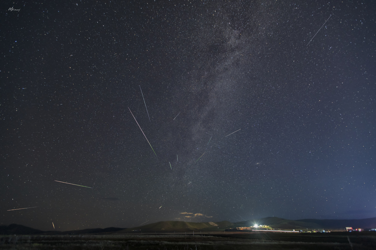 拨云见月星坠入山