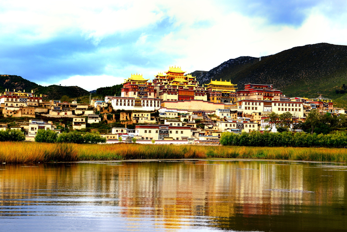 松赞林寺云南迪庆