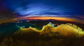 长城夜色
