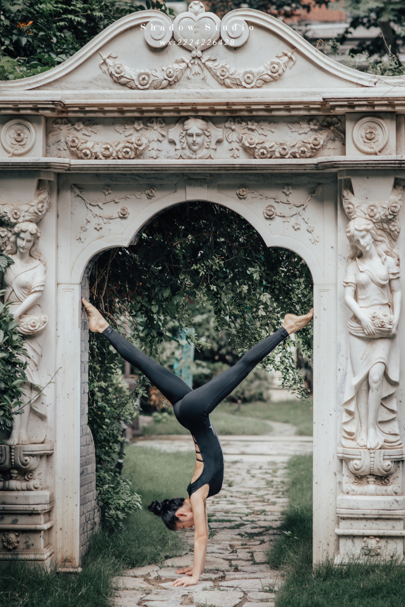 雨后的后花园与瑜伽