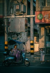 970EF86E-427A-4CB1-8B16-1F84D3F08F2B/L0/001