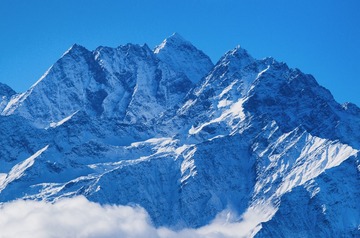 412654