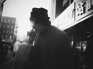 《窥 in street》≠300