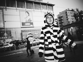 《窥 in street》≠313
