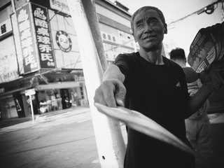 《窥 in street》≠388