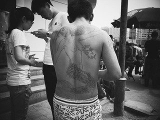 《窥 in street》≠444