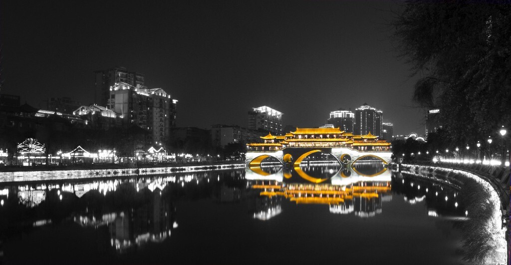 没带脚架，找个石墩子什么的，好有局限性啊~~~