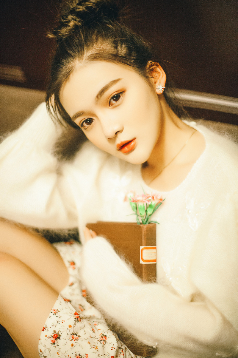 微博:@鹿小漾儿出境:潘雨润鹿小漾儿关注