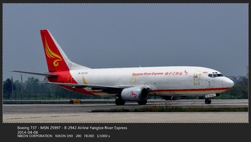 Boeing 737 - MSN 25997 - B-2942 Airline Yangtze River Express