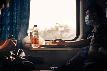 556058