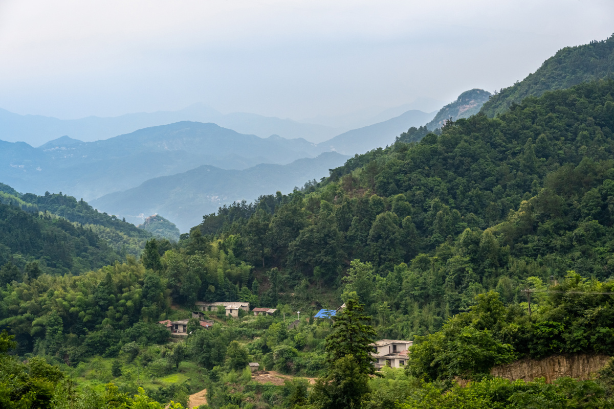 大别山风光系列之滴翠含黛金寨安徽中国2021