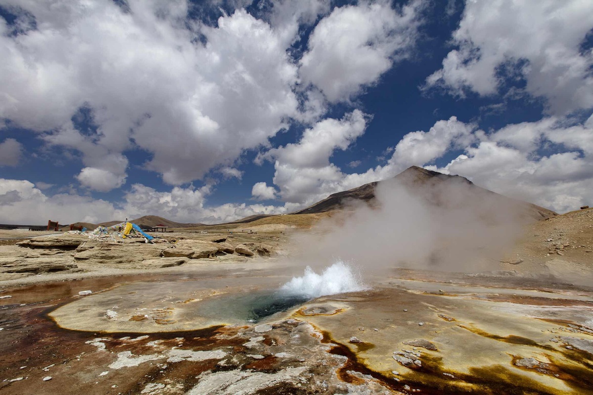 西藏日喀则市昂仁县达格架喷泉