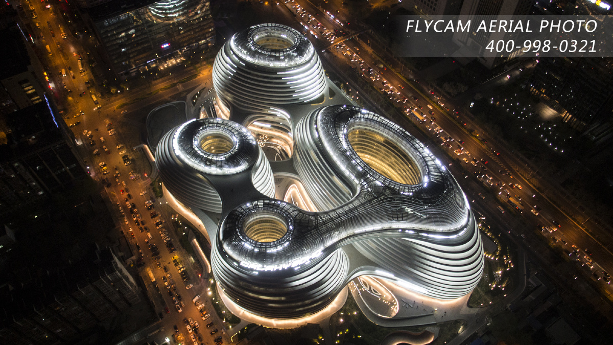 flycam航拍-夜空下的战舰-银河soho