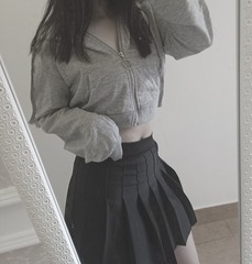 2607957