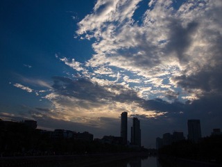 P8237477