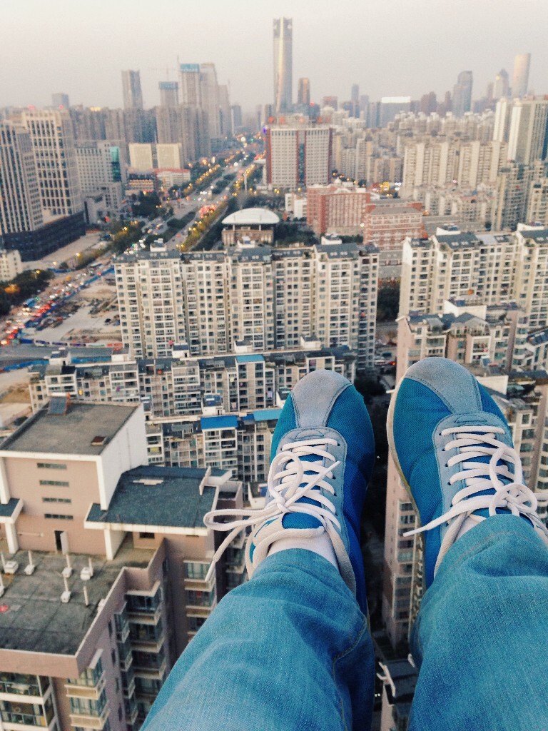 南昌的楼爬的不多，自拍也就一张