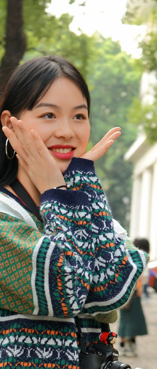 美丽谢谢姐即兴表演