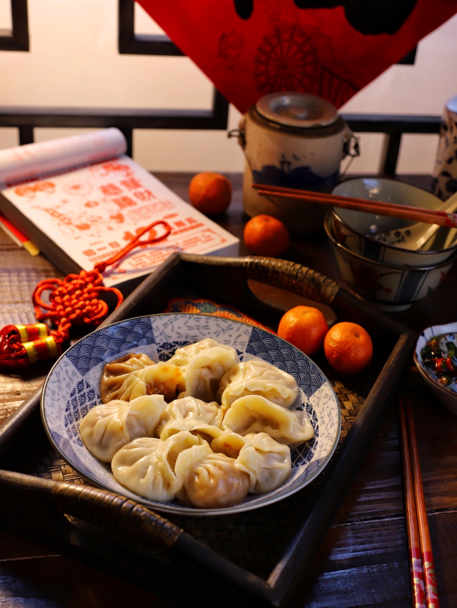 年初一吃饺子