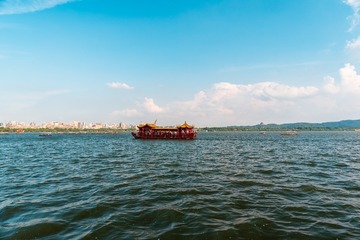 6F7075D5-EC62-41DB-9552-888E7C9194C4/L0/001