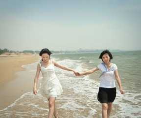 海边姐妹