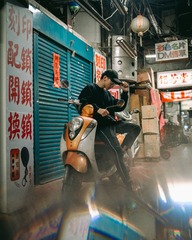 001