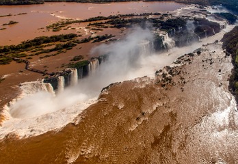 P8250799