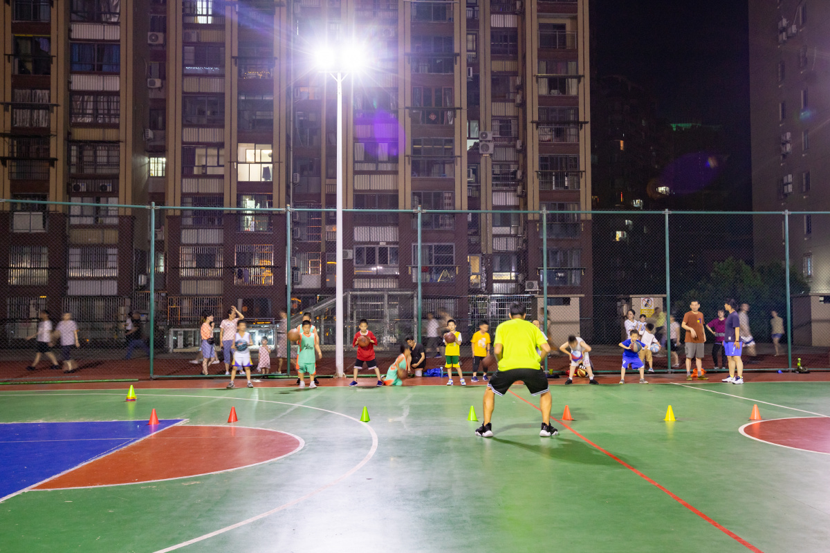 篮球训练营夜场教学